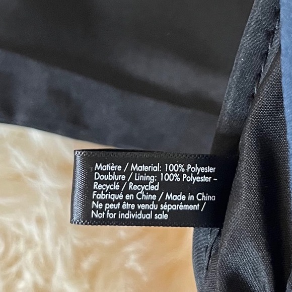 Prada Luna Rossa Navy Blue Toiletry Bag Pouch Wristlet LD3128 New - Picture 7 of 9